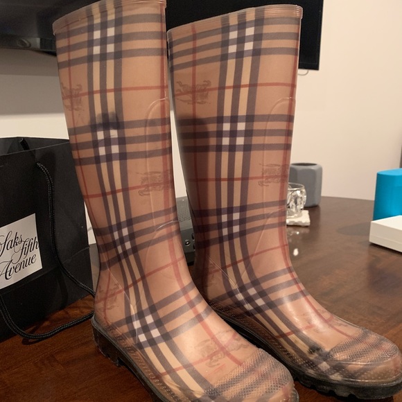 Authentic Burberry Rain Boots - Picture 1 of 7